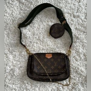 Louis Vuitton Multi Pochette Accessoires